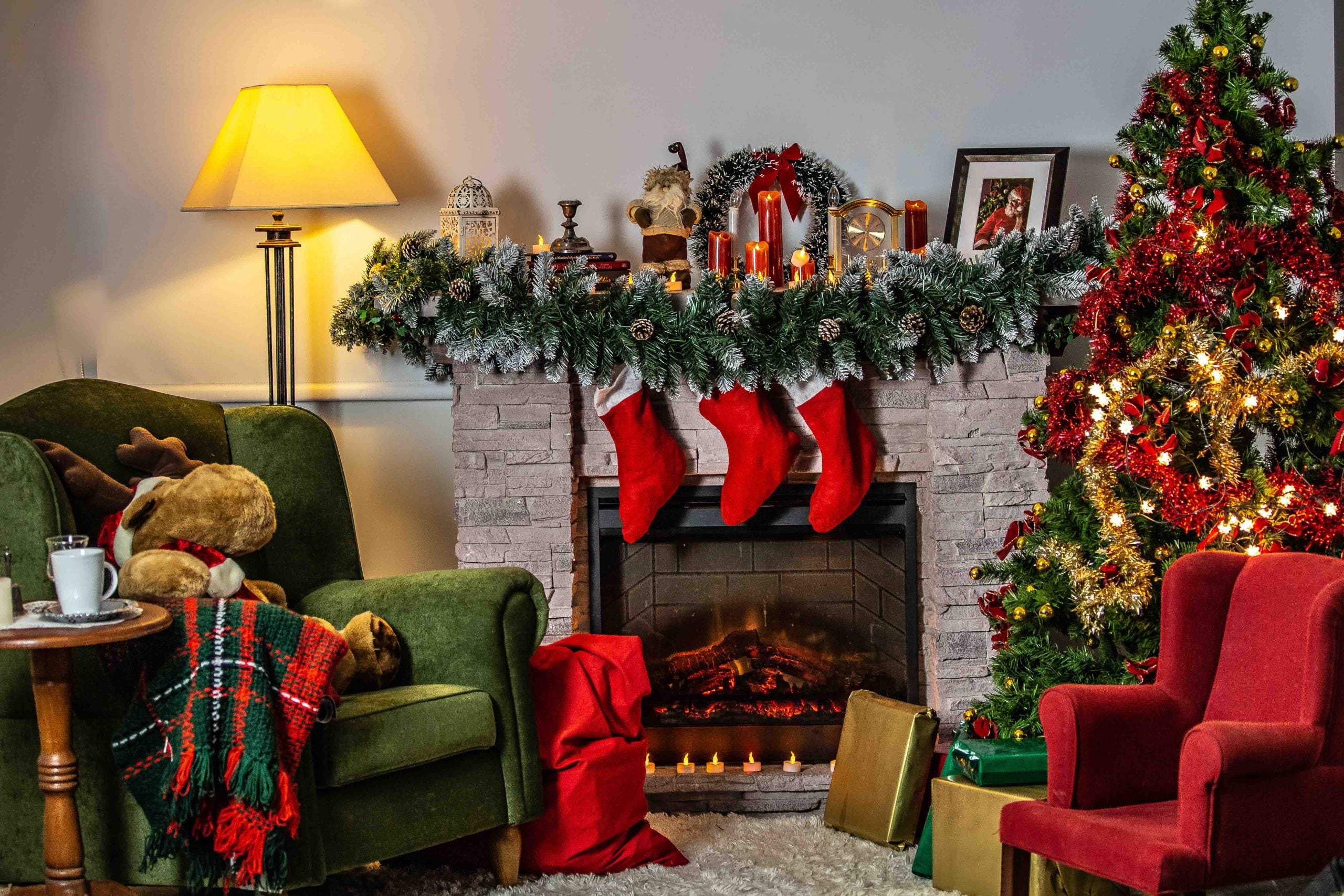 How to Survive Christmas – A Guide for Autistic Adults and Parents of Autistic Children